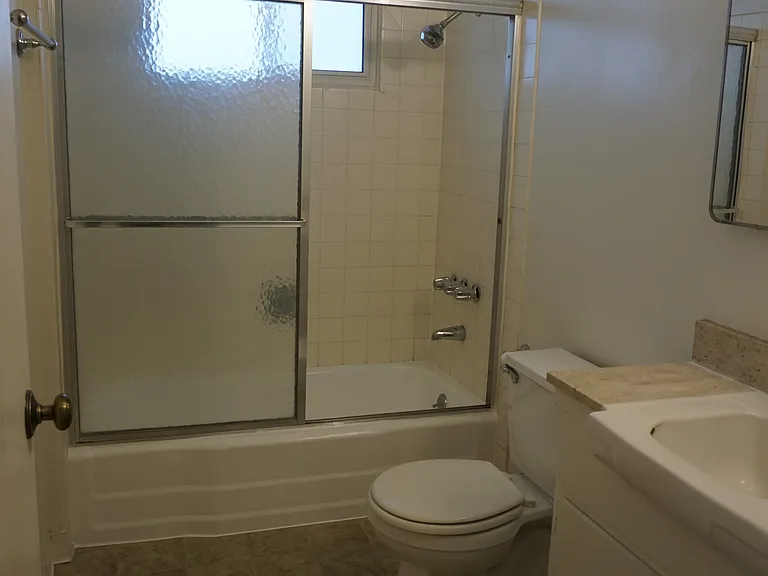 11628 Mayfield Ave #11 — Photo 5