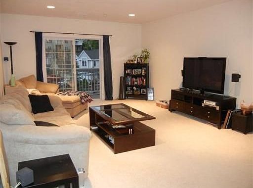 4th image of 2307 Briarwood Vlg