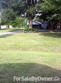 3rd image of 8221 Threasa Dr