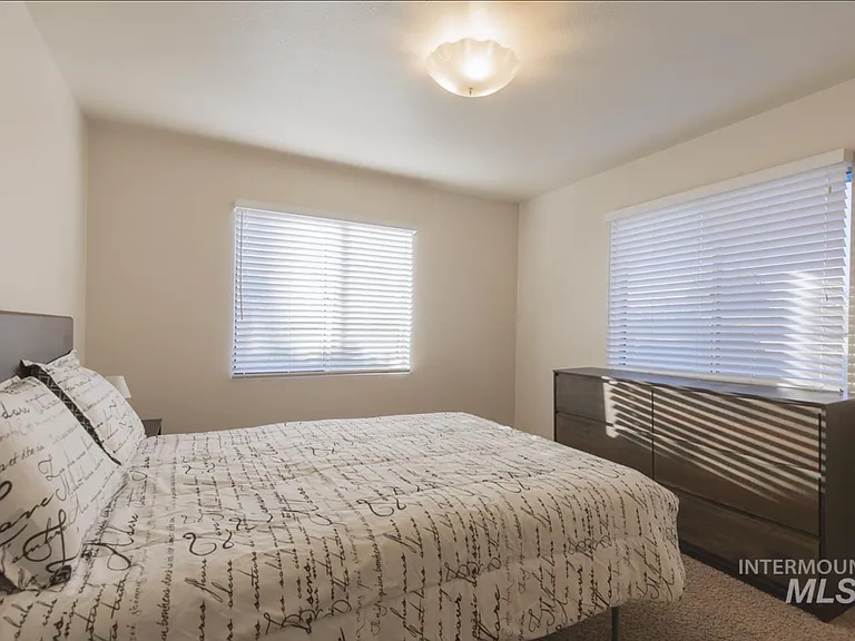 4316 W Albion St #1 — Photo 5