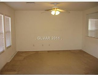 4th image of 11636 Kings Arms Ln