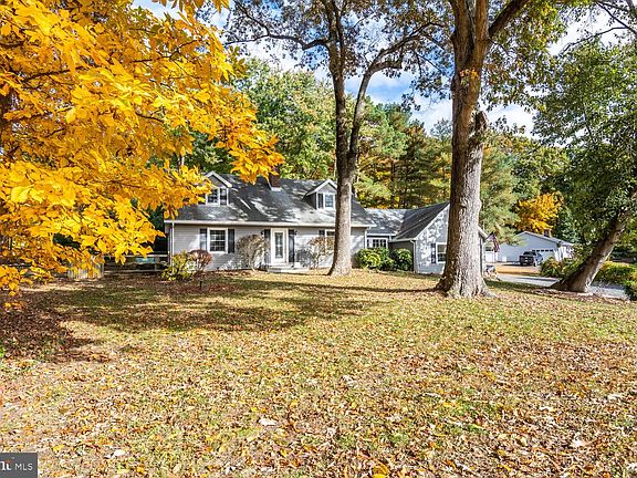 3rd image of 23112 Tuckahoe Springs Dr