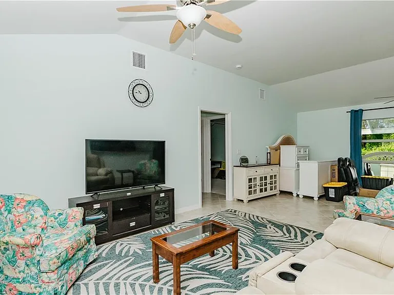 11693 Oakland Dr — Photo 9