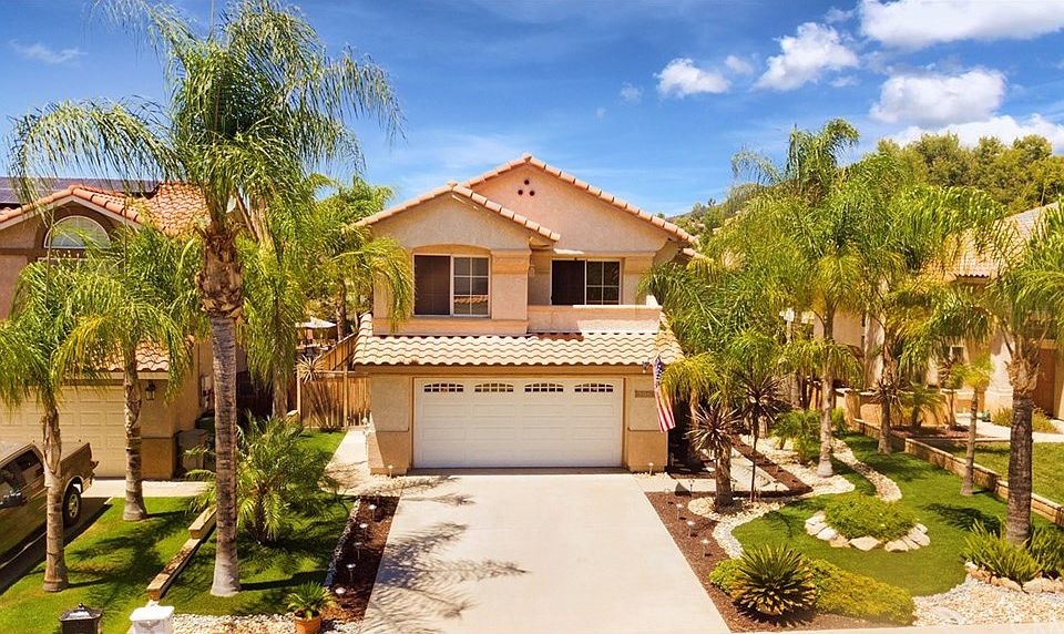 1st image of 39655 Calle San Clemente