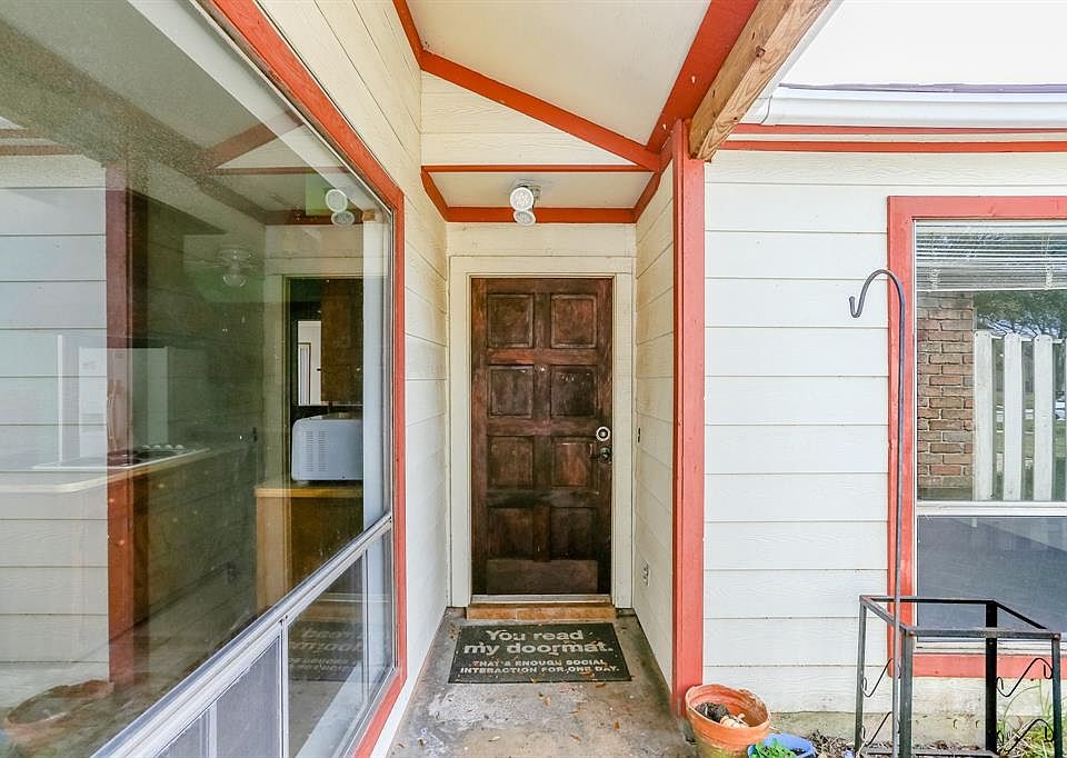 1st image of 2903 Ashmont Dr