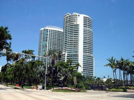 1st image of 1423 Collins Ave