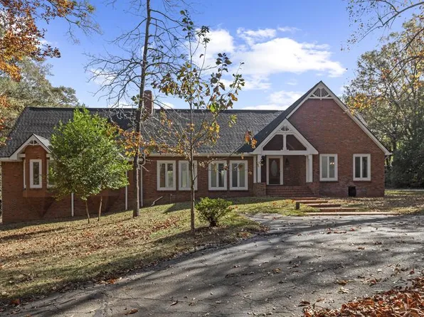 714 N Shady Ln, Dothan, AL 36303