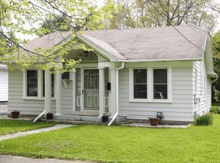 1016 Ira Ave, Kalamazoo, MI 49048