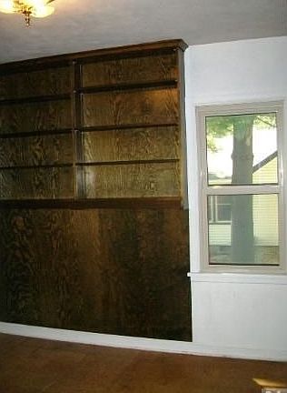 5th image of 2398 13th Ave E