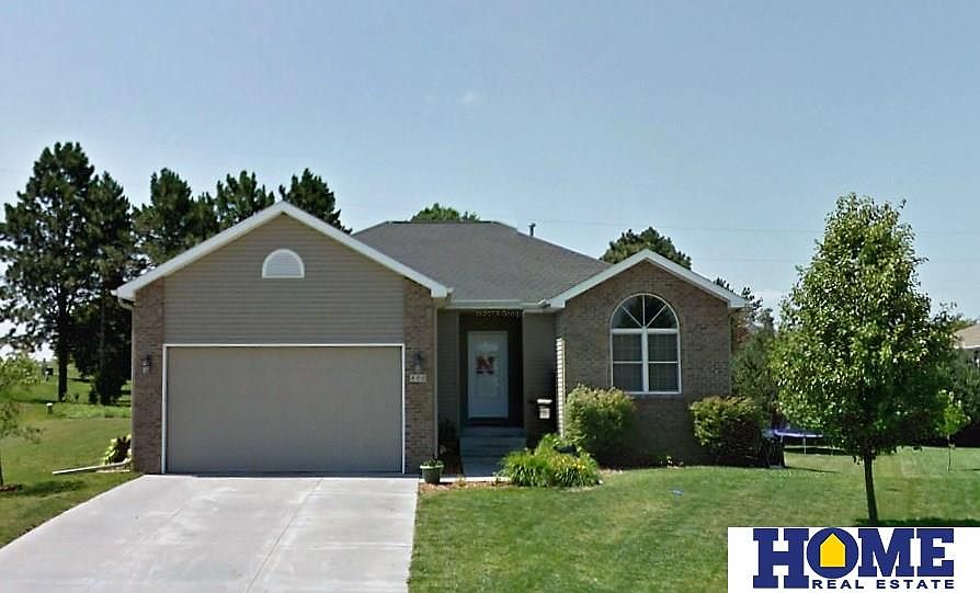 2nd image of 800 Goldenrod Cir