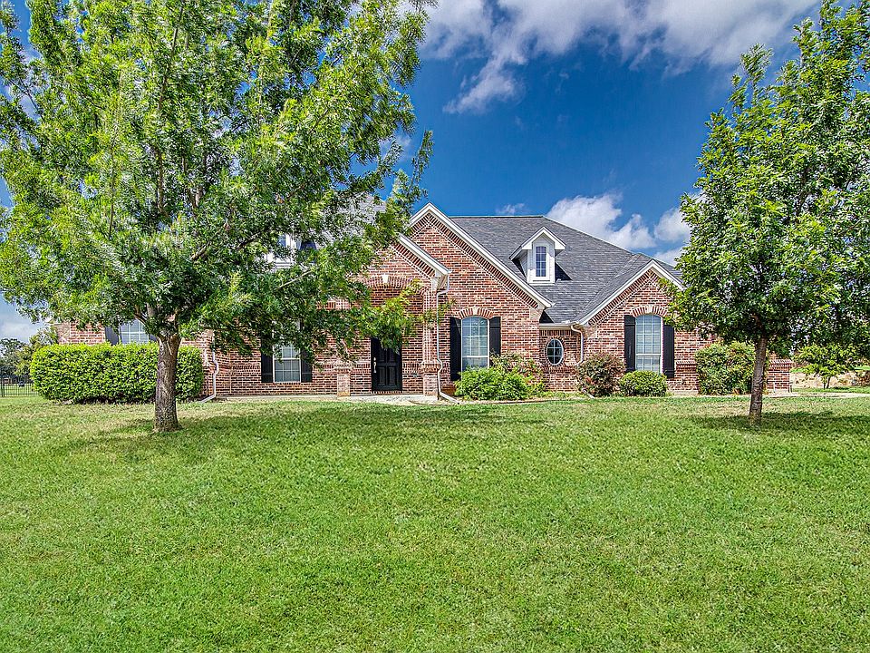 1st image of 4413 Bucking Bronc Dr