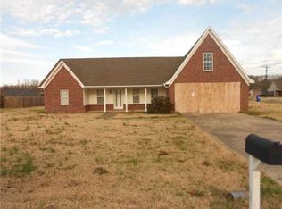 10 Buttercup Cv, Atoka, TN 38004