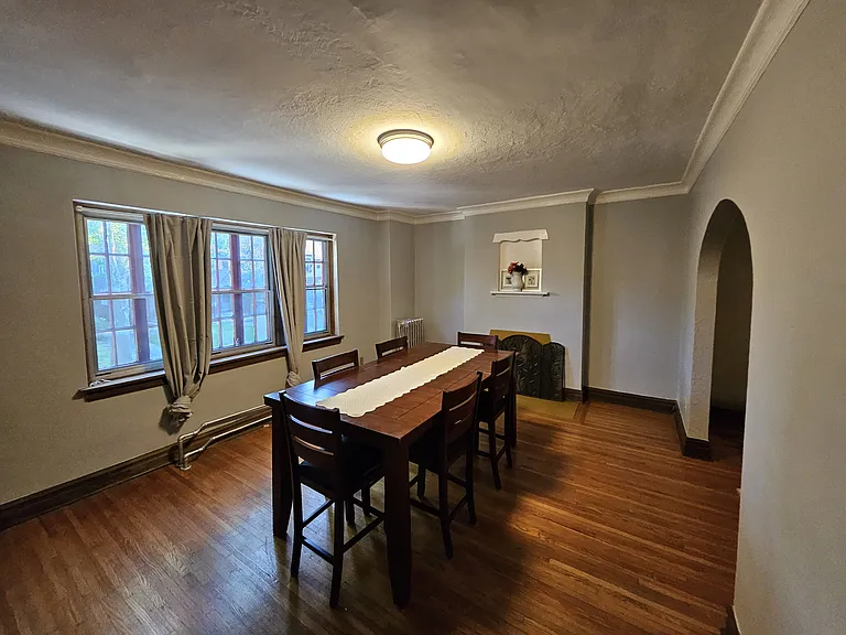 7311 Amherst Ave — Photo 4