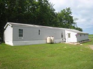 13237 Carr Rd, Conneautville, PA 16406