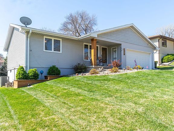 2nd image of 1316 Winona Ct