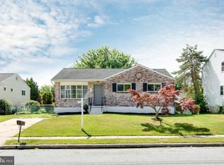 9221 Snyder Ln, Perry Hall, MD 21128