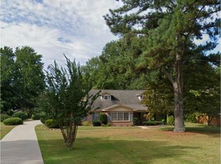 104 Evergreen Dr, Greenwood, SC 29649