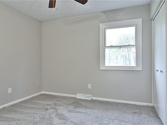 5th image of 2314 Penny Ln