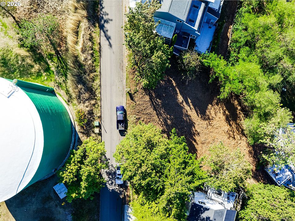 1st image of Summit Blvd