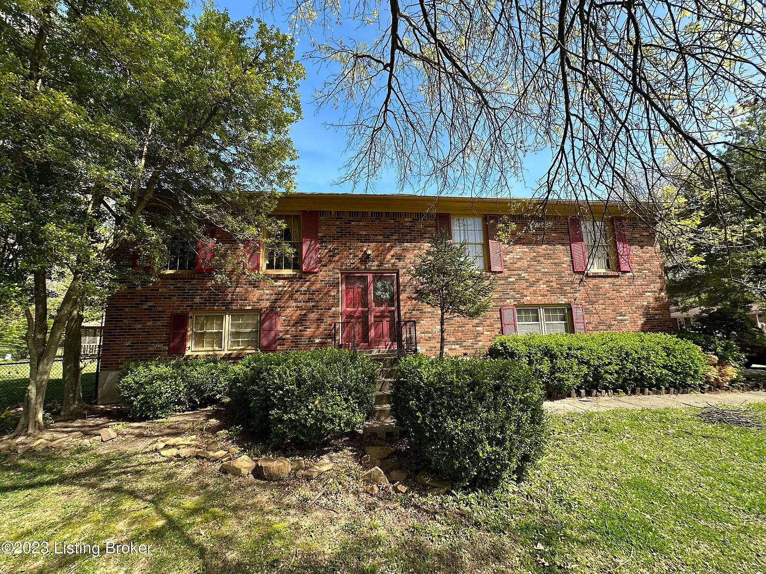 2701 Stephan Rd photo 1