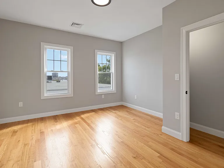 20 Alston St #20 — Photo 19