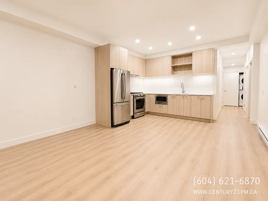 2 bed, 2.0 bath, 815 sqft, $2,700 — Photo 3