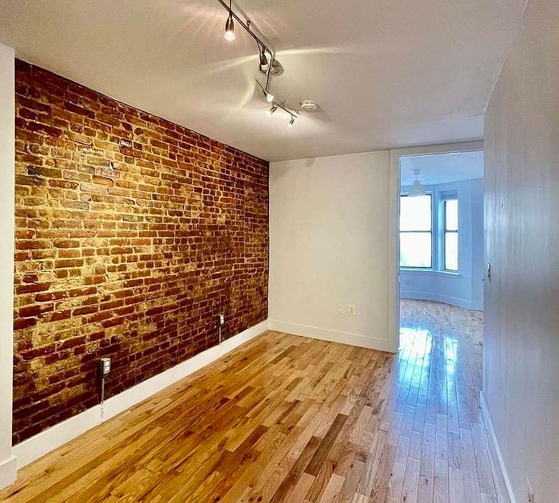 1st image of 645 Franklin Ave APT 3A
