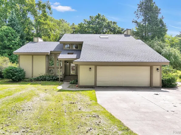 53320 Suzanne Ave, Shelby Township, MI 48316