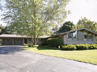 480 Sturgis Rd, Parchment, MI 49004
