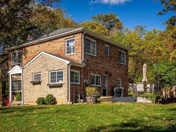 1955 Hunt Rd, Cincinnati, OH 45215