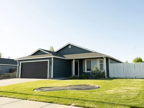 9115 Percheron Dr, Pasco, WA 99301