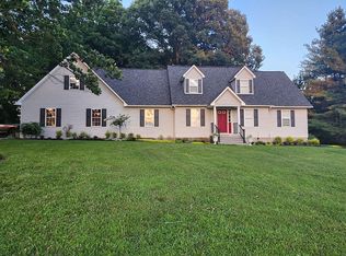 115 G V Hale Ave, Russell Springs, KY 42642