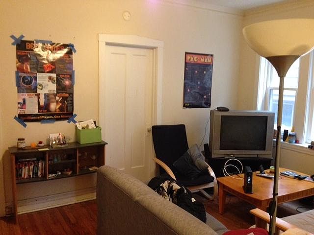 1st image of 2476 N Lincoln Ave #2N