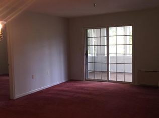 1132 Circle Dr N, Stroudsburg, PA 18360