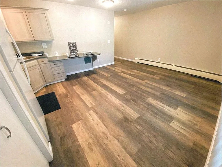Capitol Apartments — Photo 11