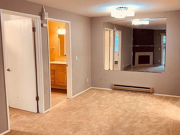 2nd image of 9474 Redmond Woodinville Rd NE APT A204e
