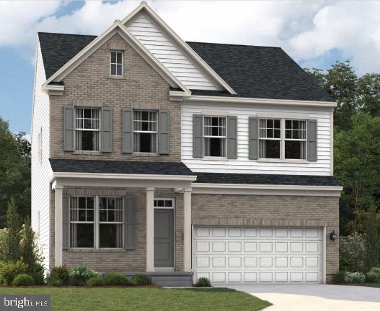 1st image of Whispering Ln #525