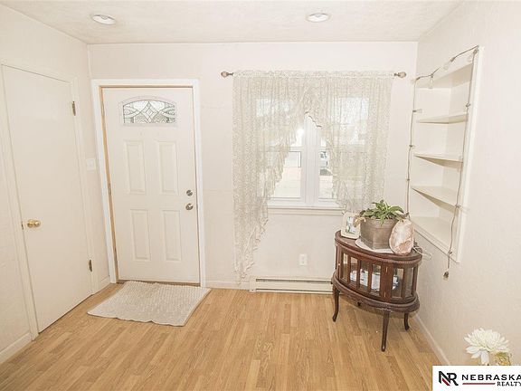 5th image of 520 N Lincoln Ave