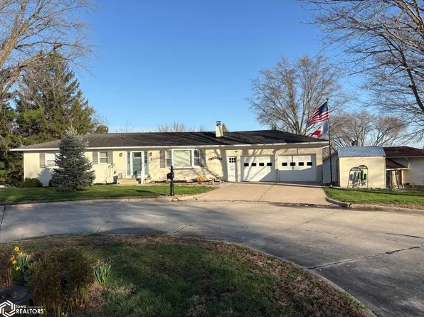 1 Jeanne Cir, Red Oak, IA 51566