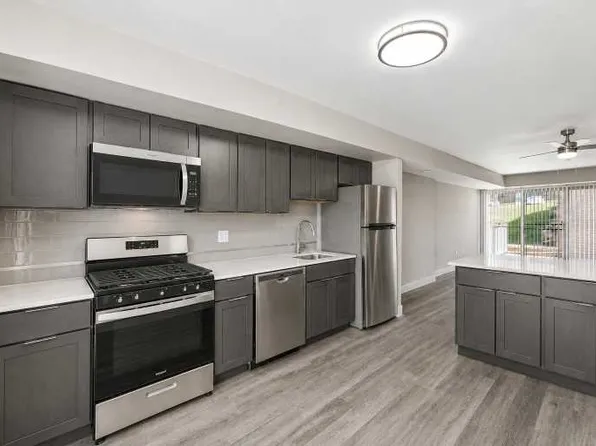 The Glen at Bucks Apartments and Townhomes