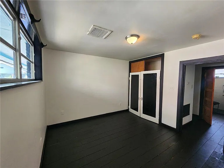 4520 Elba St — Photo 12