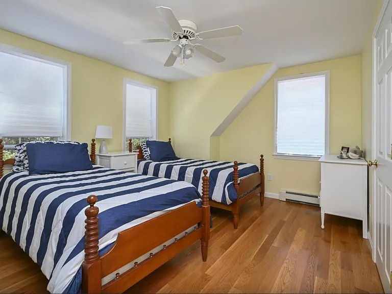 15 Bay View Rd — Photo 12