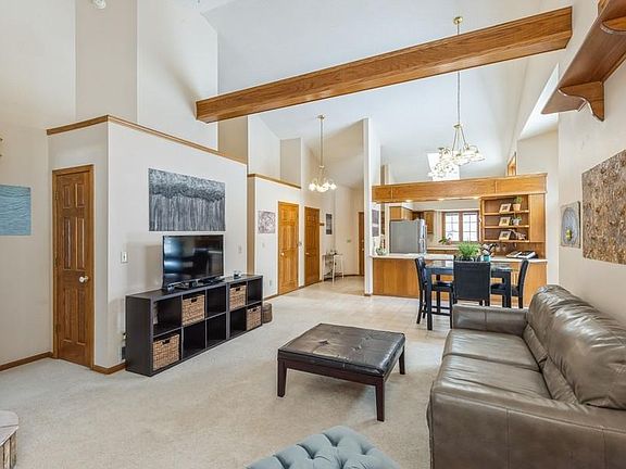 5th image of 201 Southwoods Dr