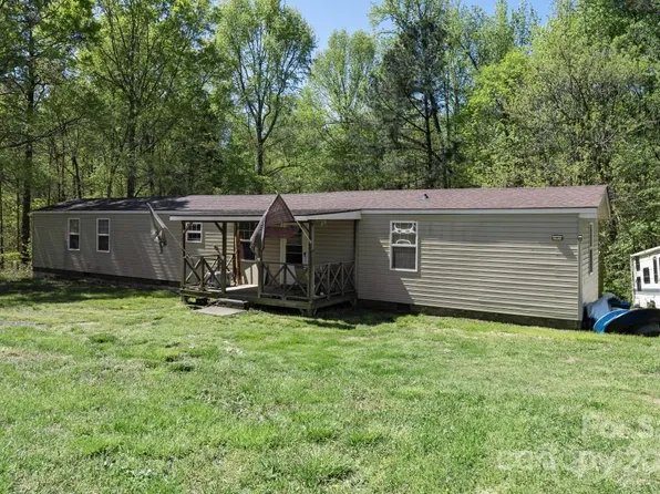 1834 Birkdale Ct, Mount Pleasant, NC 28124