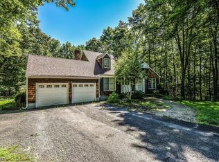 45 Hampton Heights Rd, Lafayette, NJ 07848