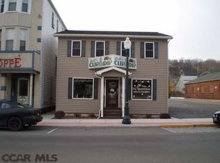 1217 Pennsylvania Ave, Tyrone, PA 16686