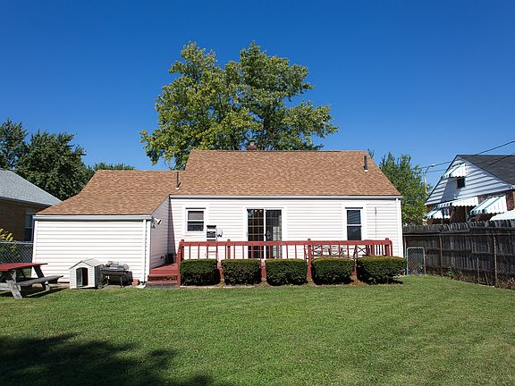 4th image of 4136 Ellery Ave