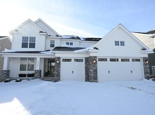 7218 Purple Pkwy, Chanhassen, MN 55317