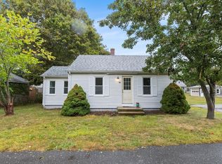 22 Terry Ct, Barnstable, MA 02630