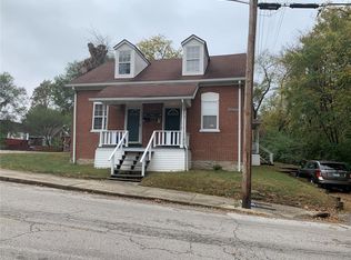 101 S 11th St, Belleville, IL 62220